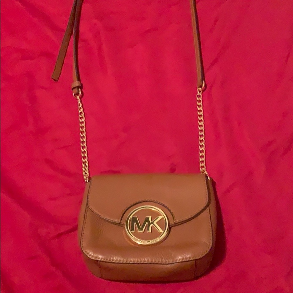 Authentic Michael Kors gold chain small crossbody
